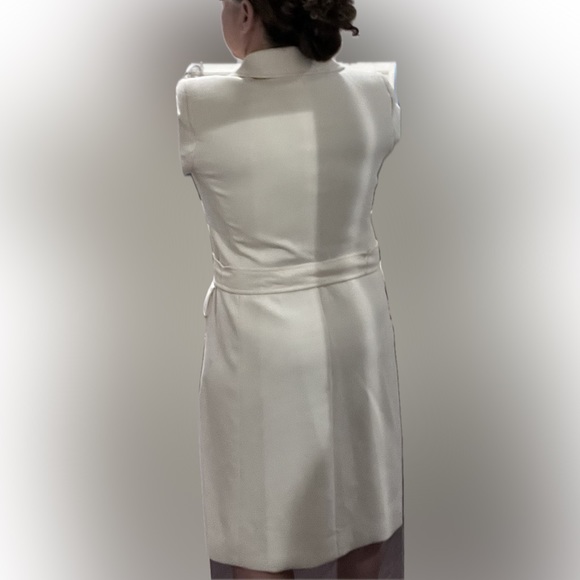 Classic Ivory long coat with pockets - Picture 1 of 6